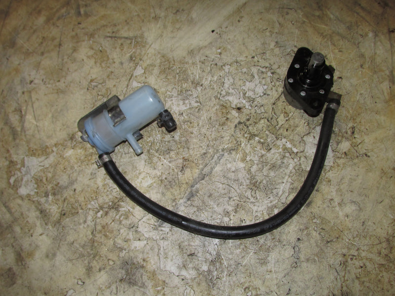 Suzuki DF40 40hp Outboard Fuel Pump and Filter (15100-87J0V)