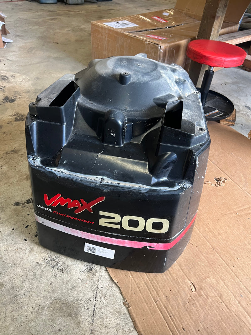 Yamaha VMAX OX66 200hp 3.1L 2 stroke outboard Top Cowling