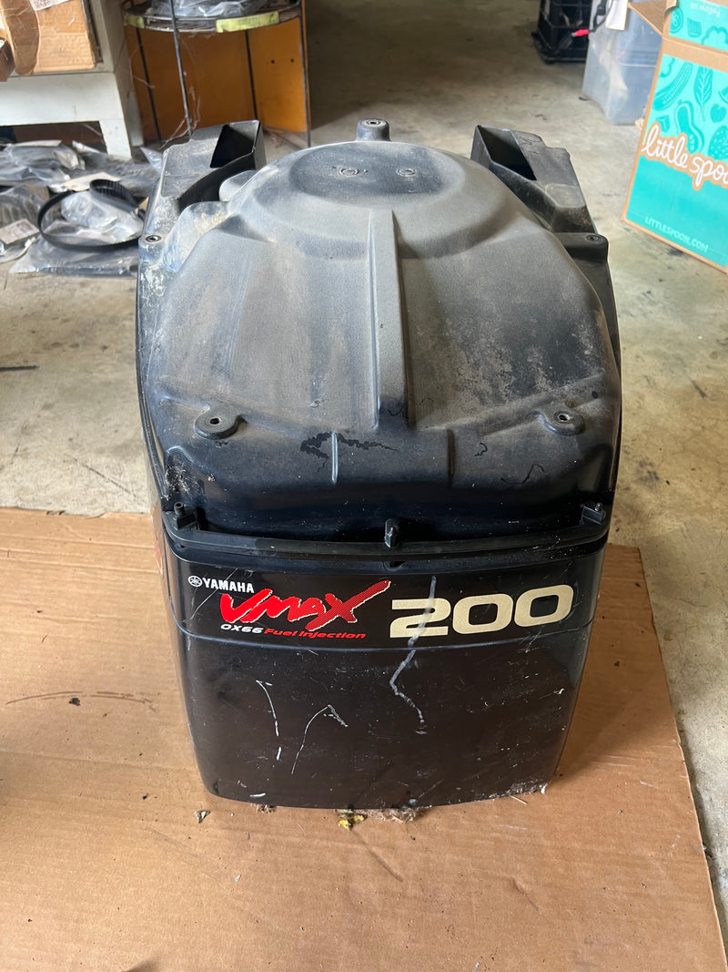 Yamaha VMAX OX66 200hp 3.1L 2 stroke outboard Top Cowling