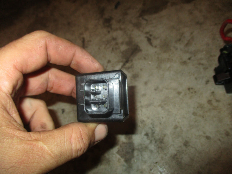 Yamaha 115hp 4 stroke outboard electric relay (68V-81950-00)