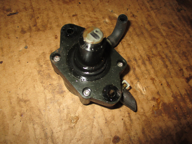 Suzuki DF115 115hp 4 stroke outboard fuel pump (15100-90J10)