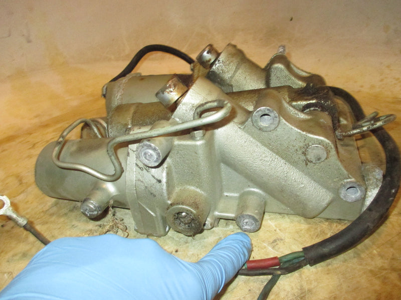 Suzuki DT150 150hp 2 stroke outboard tilt trim unit