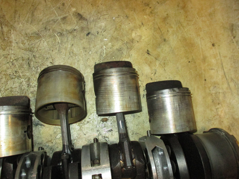 Mercury Mariner 50hp 2 stroke outboard Crankshaft and Pistons (440-348)