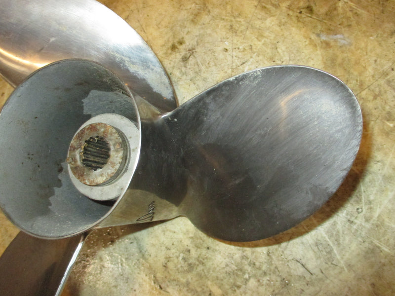 mercury 125hp 2 stroke outboard Apollo (13 1/8x19) stainless steel propellor