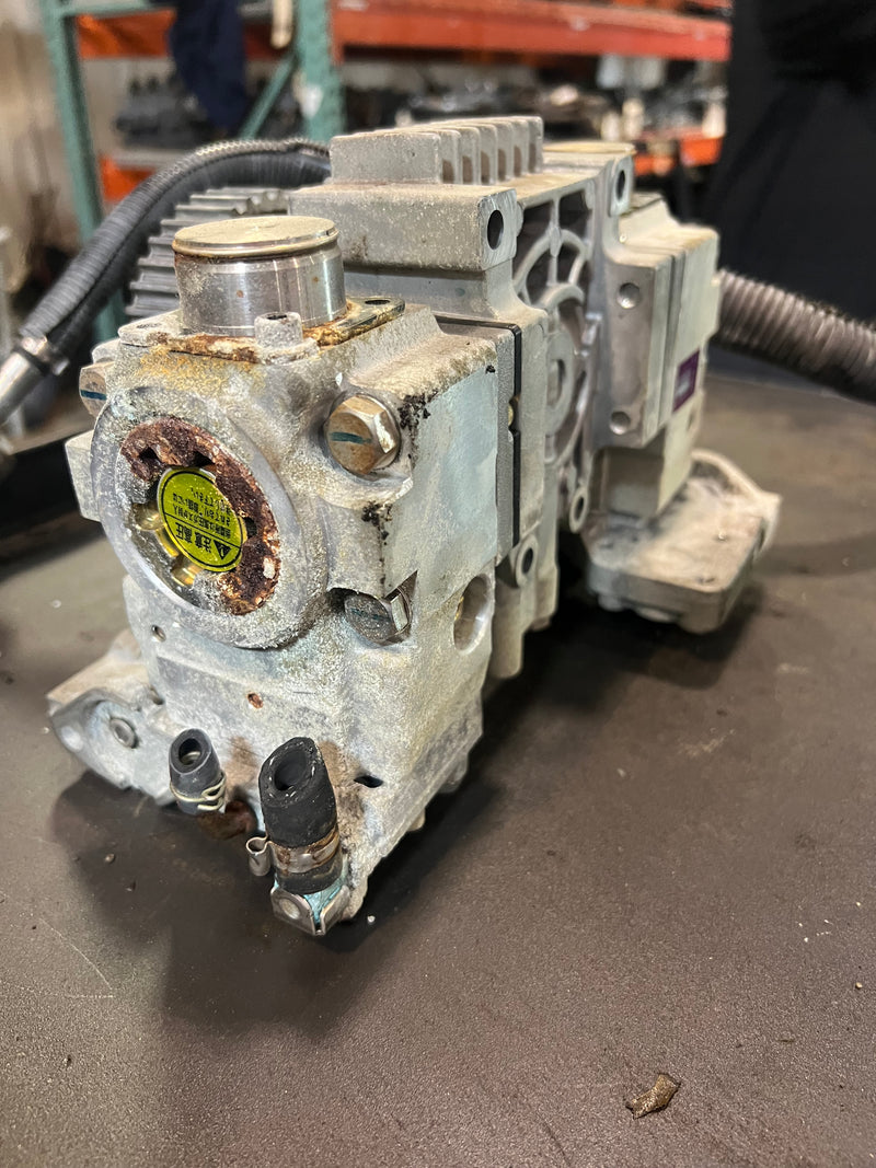 Yamaha 300hp HPDI outboard fuel injection pump (60V-13910-00-00)