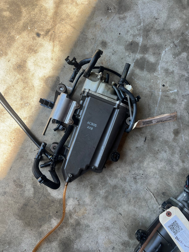 Yamaha 200hp VMAX SHO V6 outboard VST 6CB-14180-05