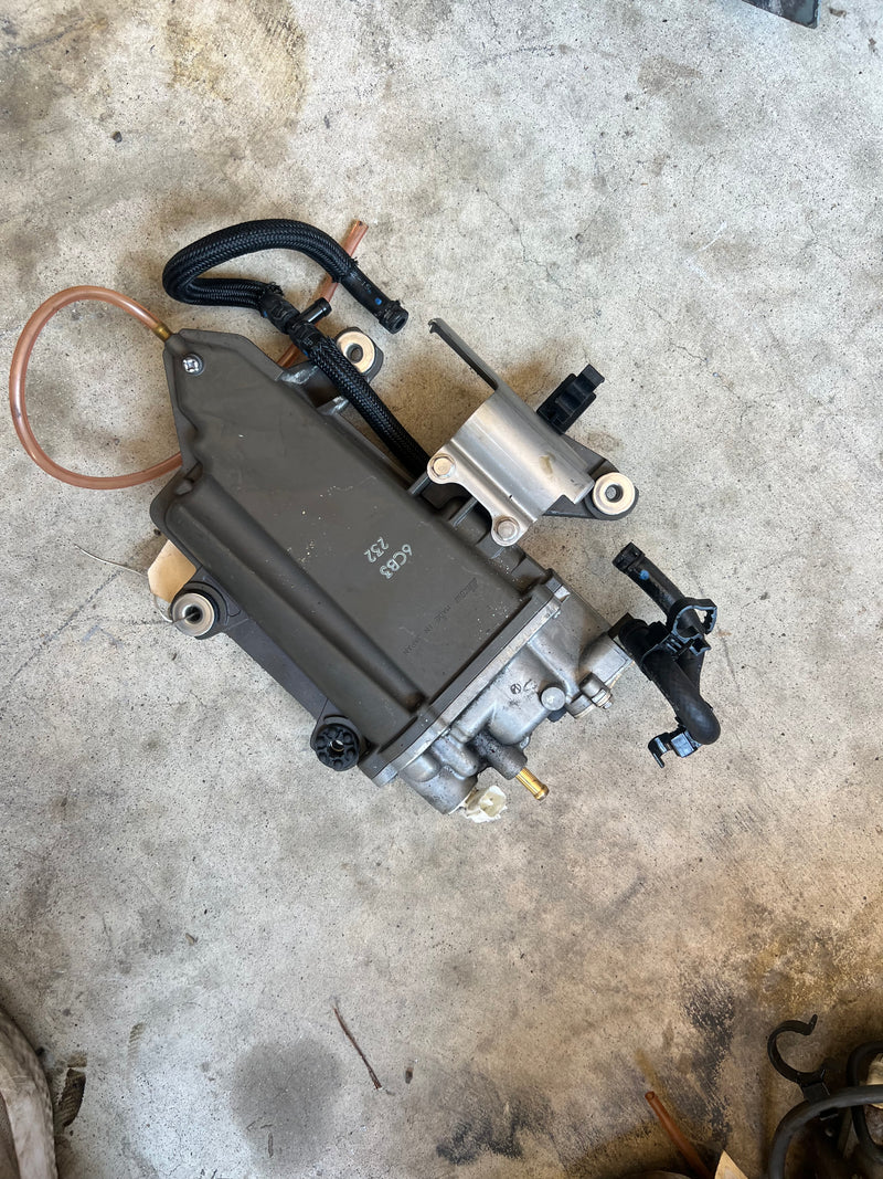 Yamaha 4.2L 300hp 4 stroke outboard VST/Fuel Vapor Separator