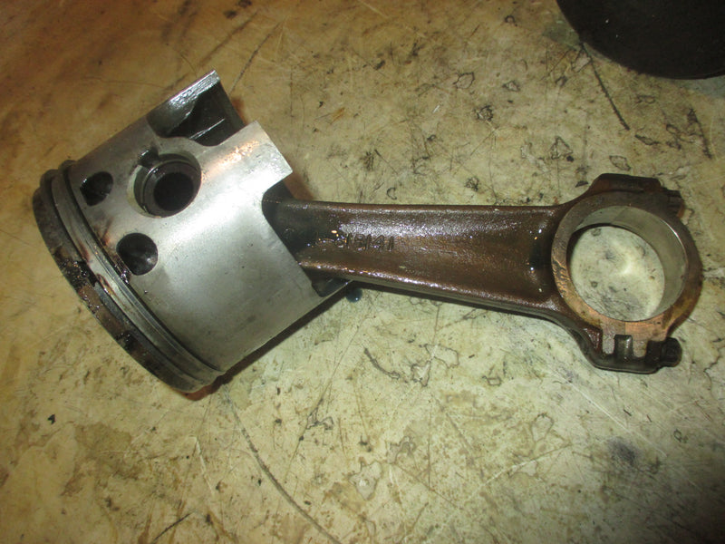 Mercury 2 stroke outboard starboard piston and rod (785-854687)