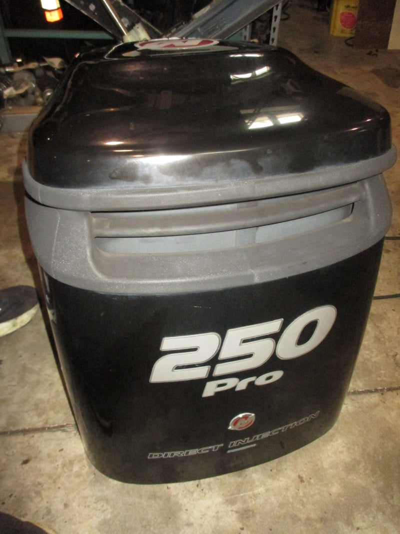 Mercury 250hp ProXS 2 Stroke outboard Top Cowling