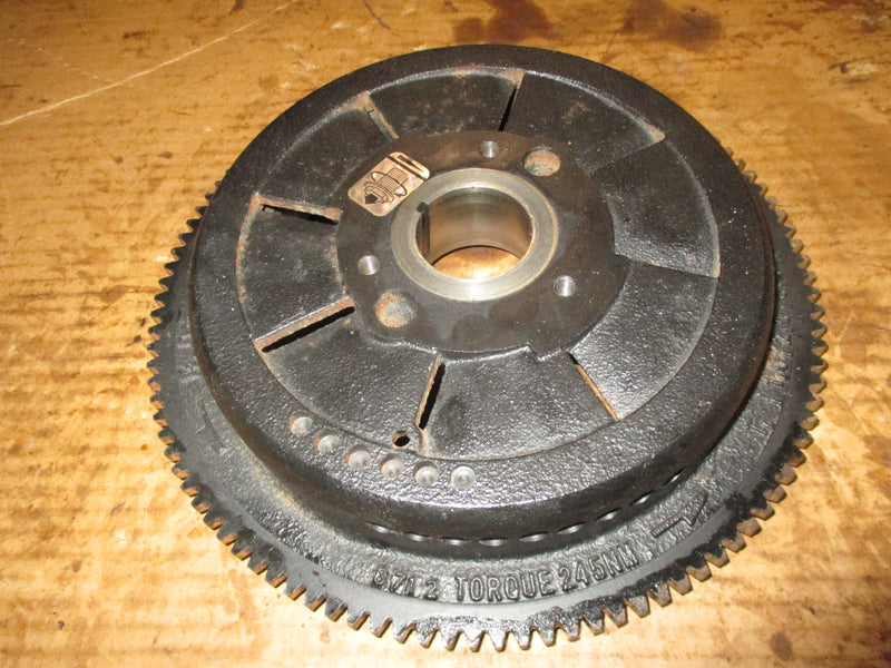 Suzuki DF140 140hp 4 stroke outboard flywheel (32102-92J10)