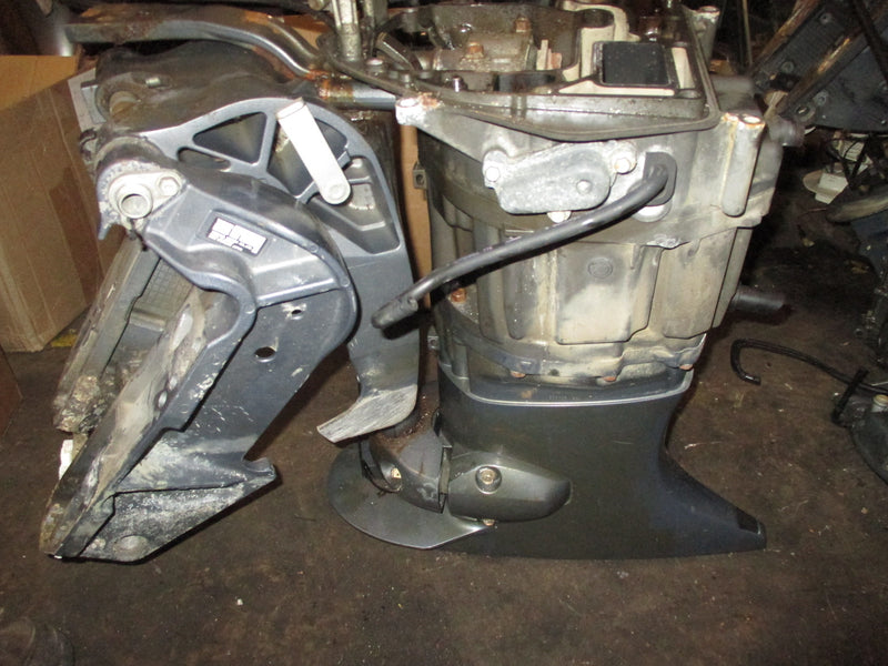 Yamaha 115hp 4 stroke outboard 25 inch midsection