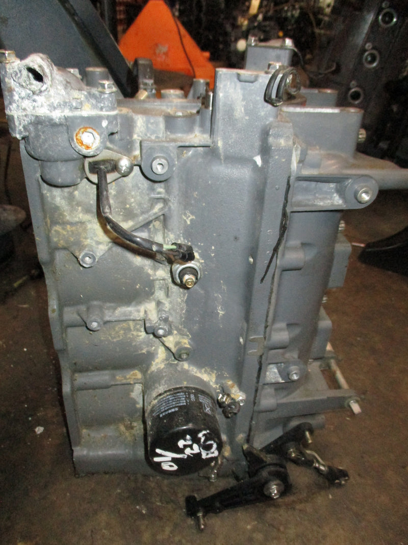 Suzuki DF60 outboard crankcase block