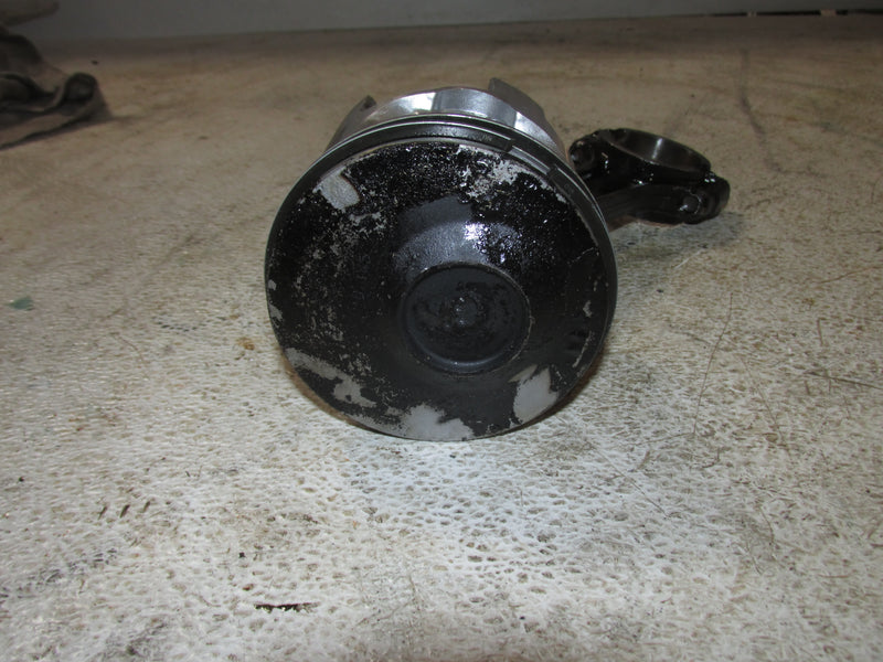 Mercury Optimax 225hp Pro XS 2 Stroke Outboard Starboard Piston and Rod