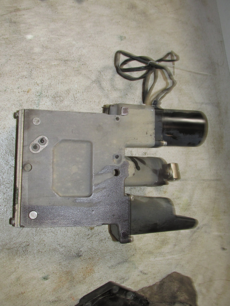 Mercury Optimax 225hp Pro XS 2 Stroke Outboard Tilt Trim Unit (8M0231193)