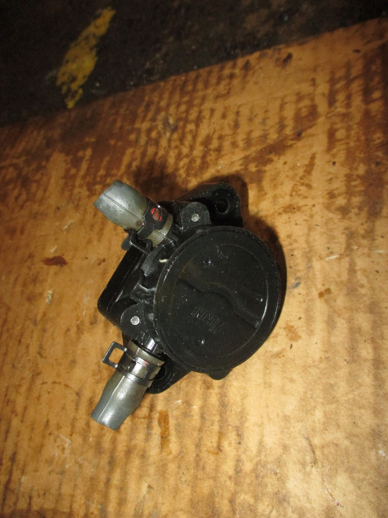 Suzuki DF140 140hp 4 stroke outboard fuel pump (15100-90J10)