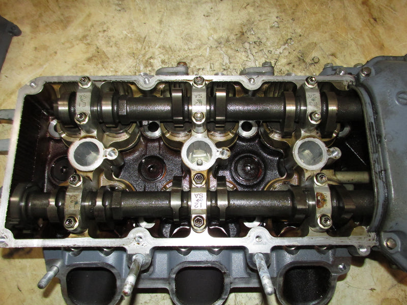 Suzuki DF350 350hp 4 Stroke Outboard Starboard cylinder head (11101-98L10)