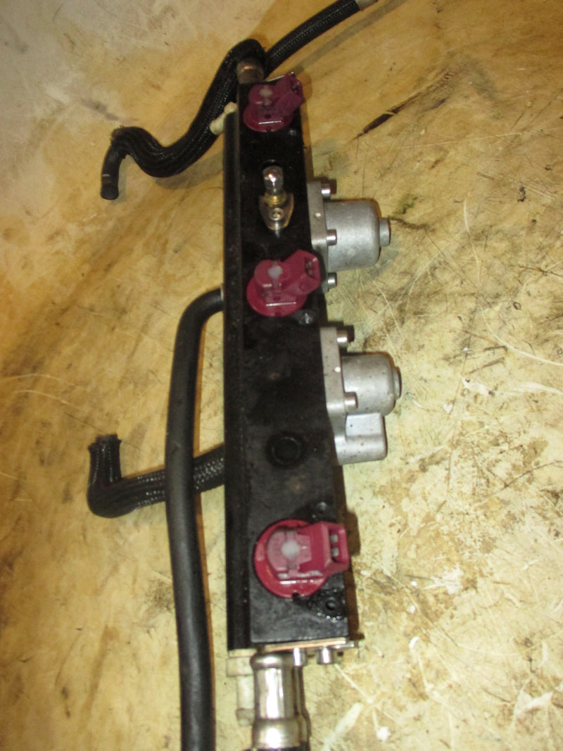 Mercury 250hp ProXS 2 Stroke outboard Fuel Rail Injector Set