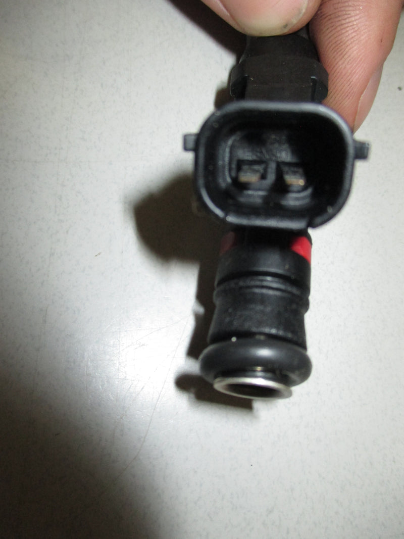 Suzuki DF350A 4 stroke outboard fuel injector 15710-98L10
