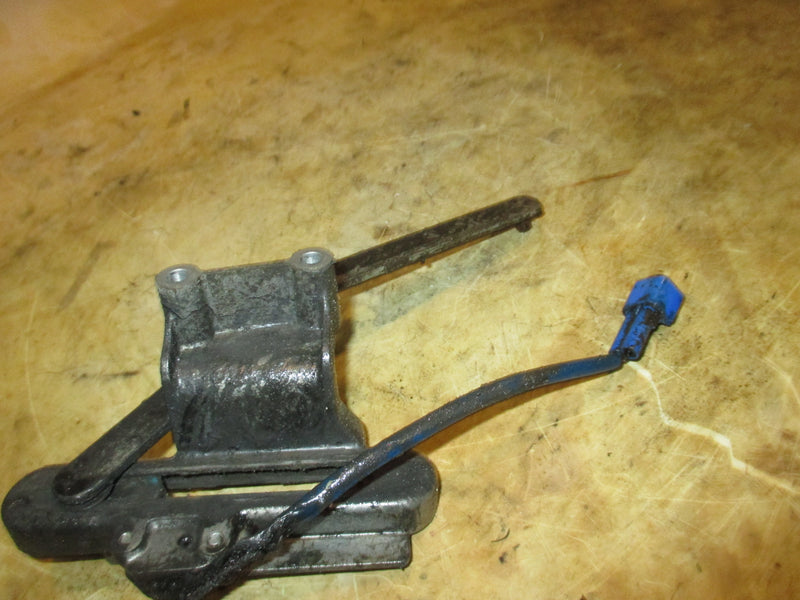 Yamaha 115hp 4 stroke outboard shift bracket/neutral switch (6EK-44117-01)