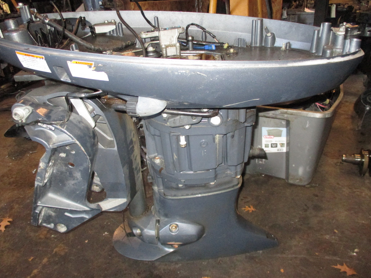 Yamaha 115hp 4 stroke outboard 25 inch midsection