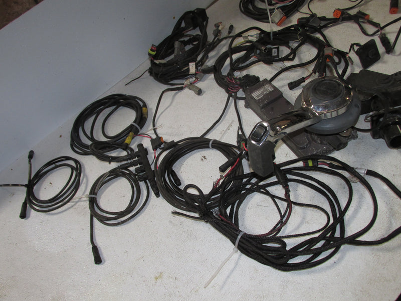 Evinrude Etec G2 250hp H0 2 Stroke Outboard Control Set