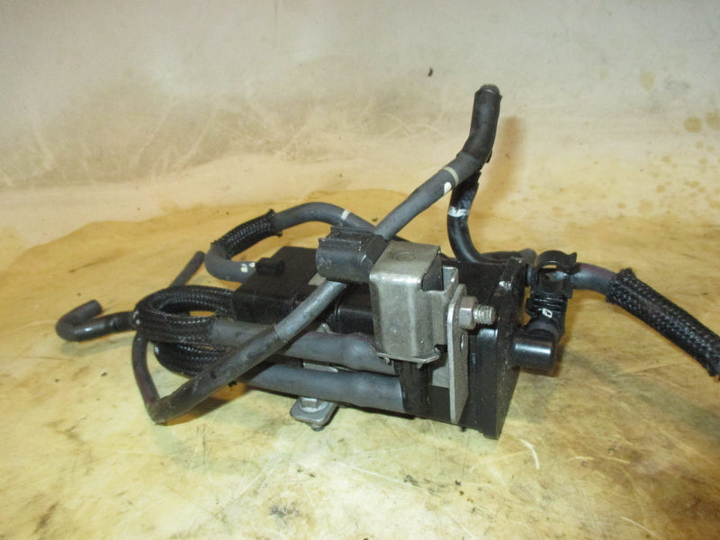 Yamaha 115hp 4 stroke outboard air canister and solenoid valve