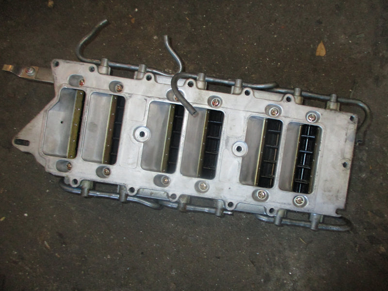 Yamaha 250hp OX66 2 stroke outboard intake manifold and reeds (65L-13624-00-00)
