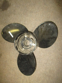 Load image into Gallery viewer, Mercury Quicksilver Aluminum Propeller (QA1912X 17P) 4 3/4" cases (15x17)
