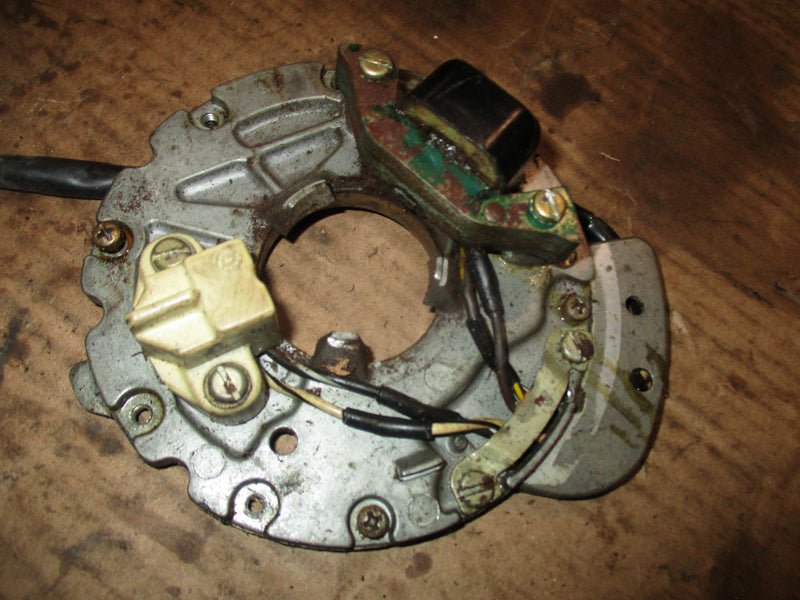 Evinrude 35hp 2 stroke stator / timer base 582355