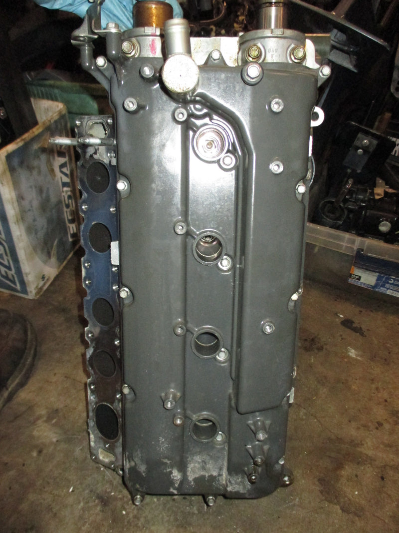 Yamaha 350hp 4 stroke outboard starboard cylinder head