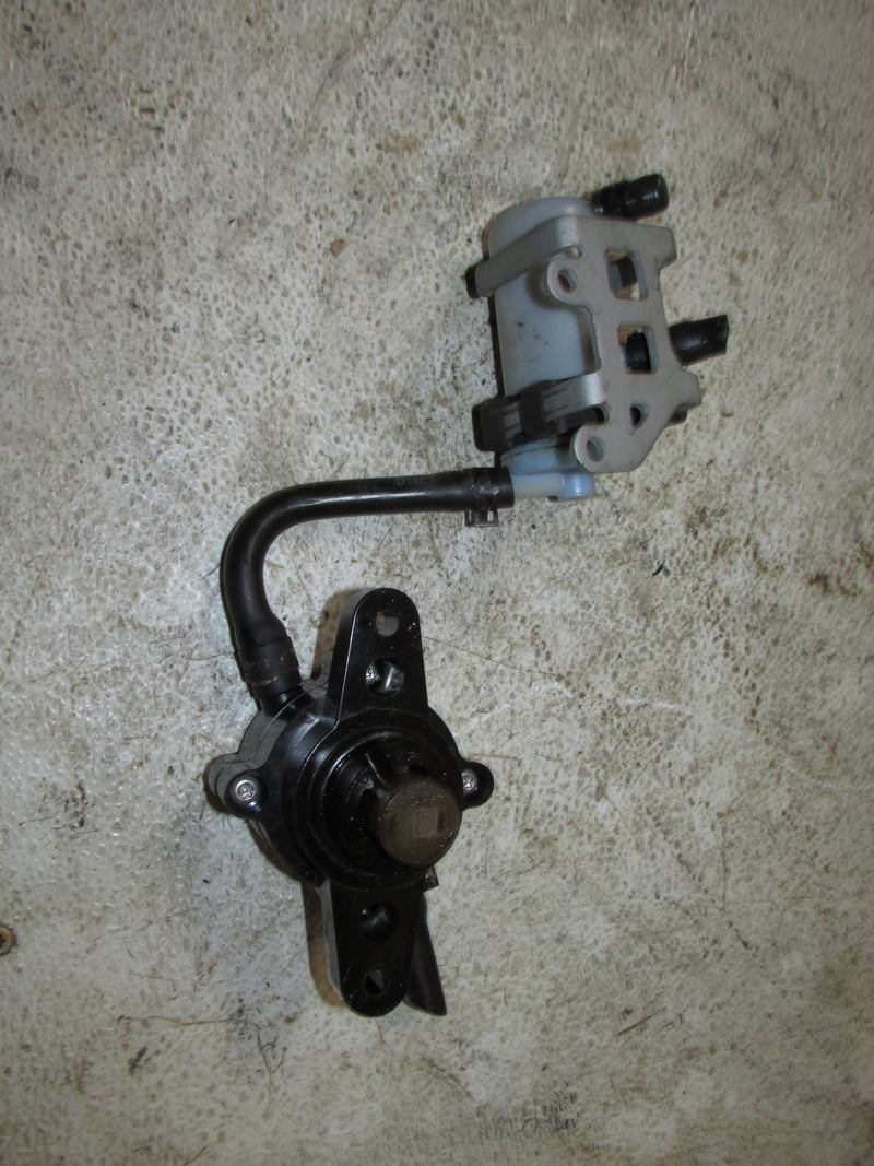 Suzuki DF150 150hp Outboard Fuel Pump and Filter (15100-96J0V)