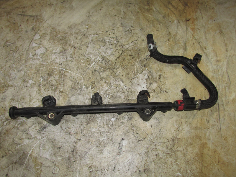 Yamaha 90hp 4 Stroke Outboard Fuel Rail (6D8-13161-00-00)