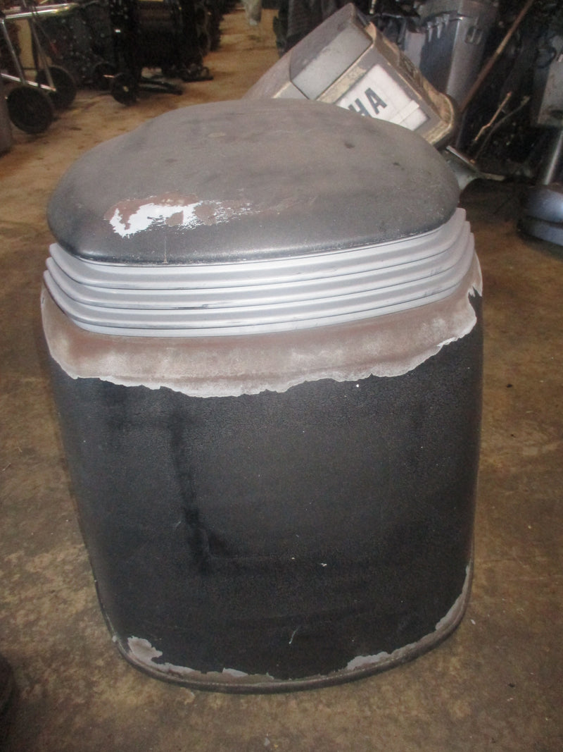 Suzuki DF200 outboard top cowling