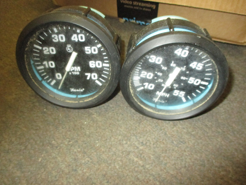 Faria Tachometer and Speedometer Gauge Set (foggy screen)