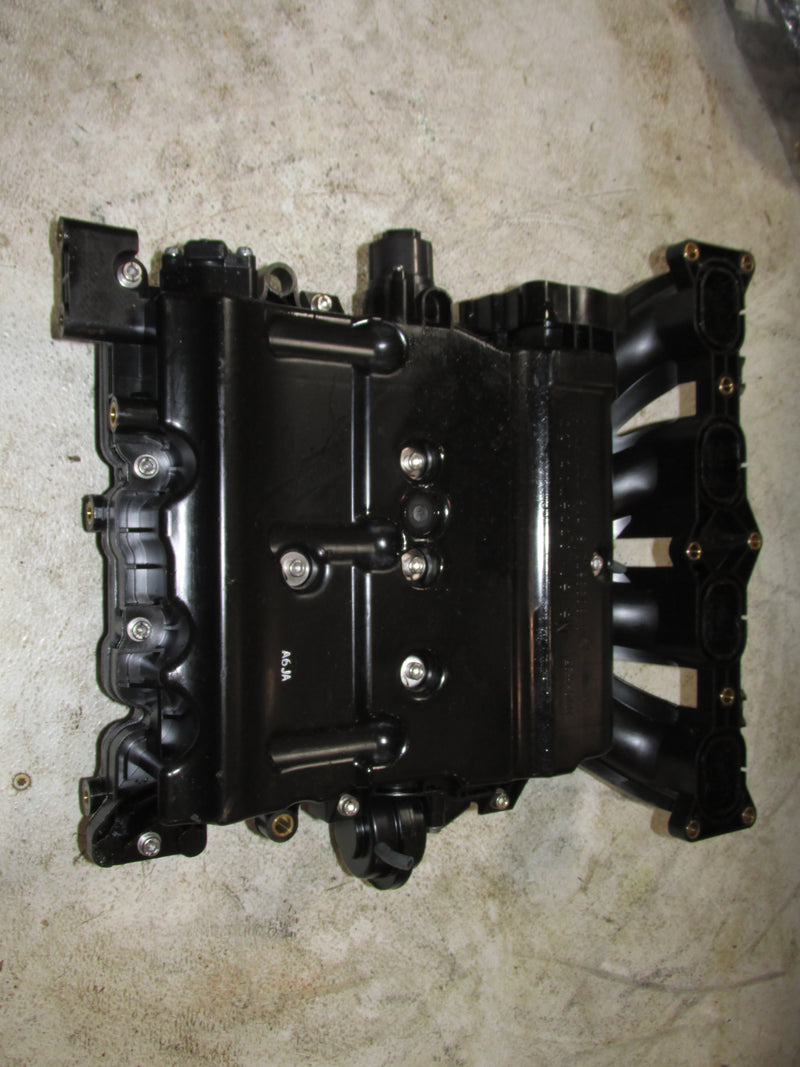 Suzuki DF150 150hp Outboard Intake Manifold (13110-96J00)