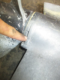 Load image into Gallery viewer, Tohatsu 120hp 2 stroke outboard 25 inch shaft lower unit
