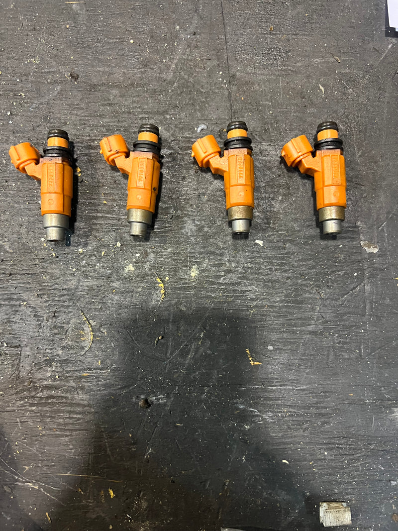 Suzuki DF90 4 stroke outboard fuel injector set (15710-65D00)