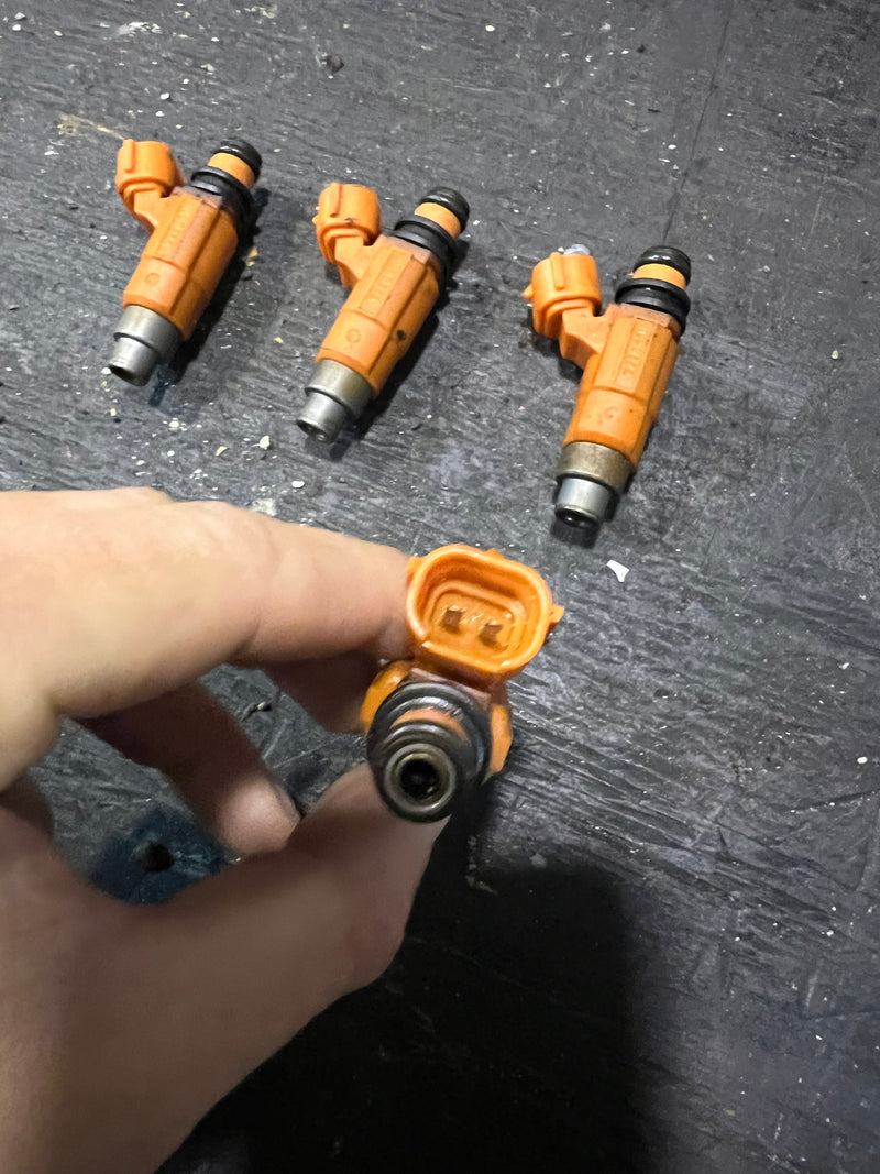 Suzuki DF90 4 stroke outboard fuel injector set (15710-65D00)