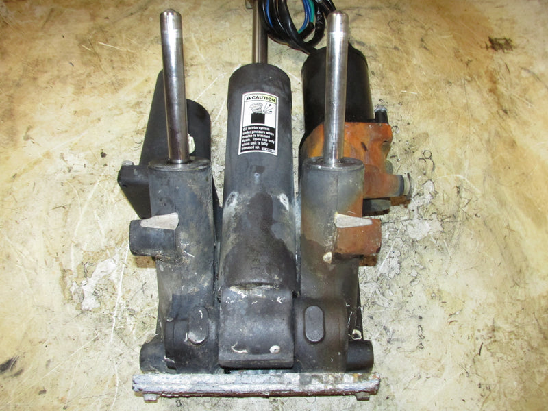 Mercury 225hp optimax 3.0L DFI 2 Stroke Outboard Tilt trim unit (8M0231193)
