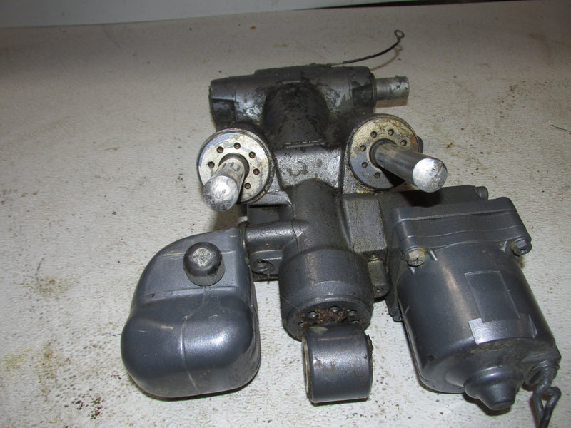 Yamaha 225hp 4 Stroke Outboard Tilt Trim Unit