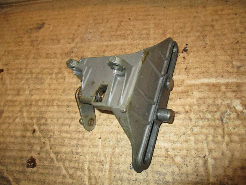 Honda BF135A outboard shift bracket (24628-ZY6-000)