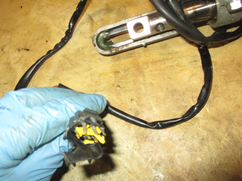Yamaha 350hp 4 stroke outboard shift actuator (6AW-4820A-00)