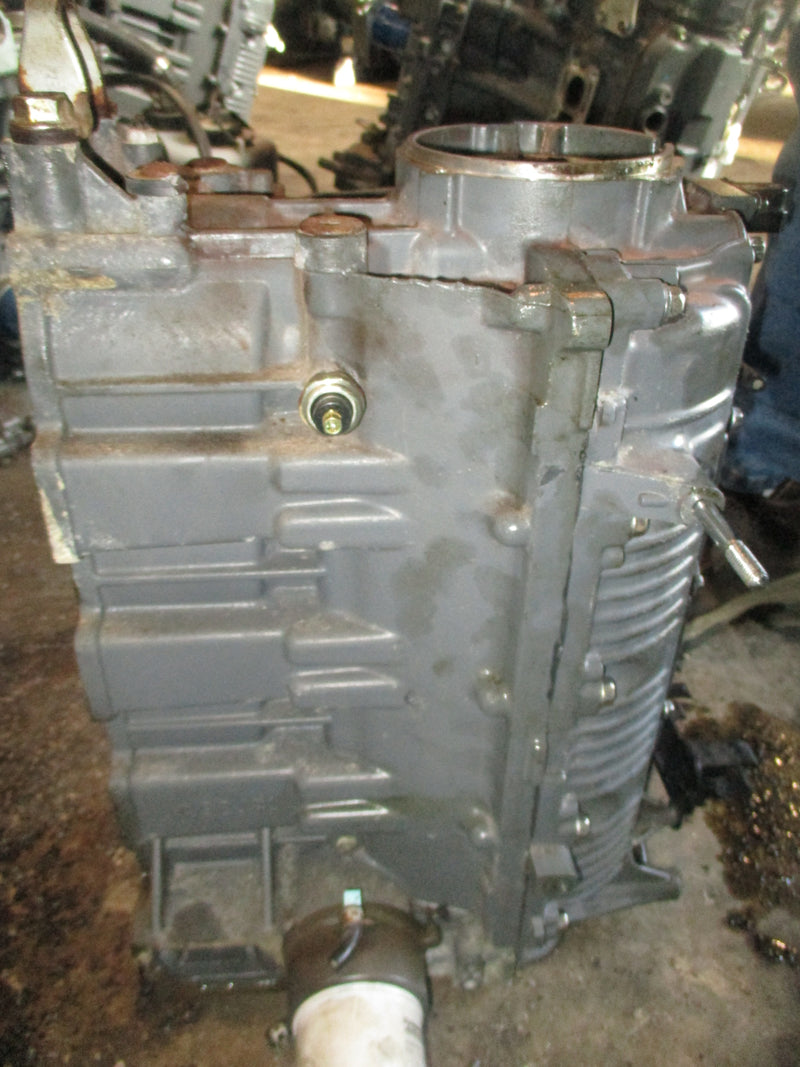 Johnson/ Suzuki 140hp 4 stroke outboard crankcase block