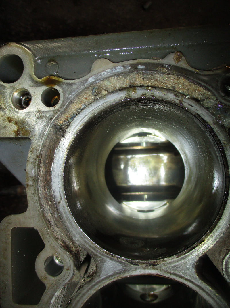 Johnson/ Suzuki 140hp 4 stroke outboard crankcase block
