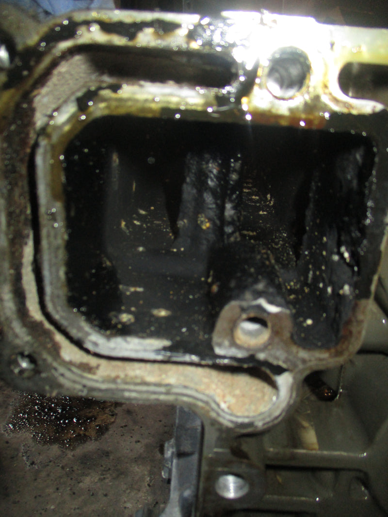 Johnson/ Suzuki 140hp 4 stroke outboard crankcase block
