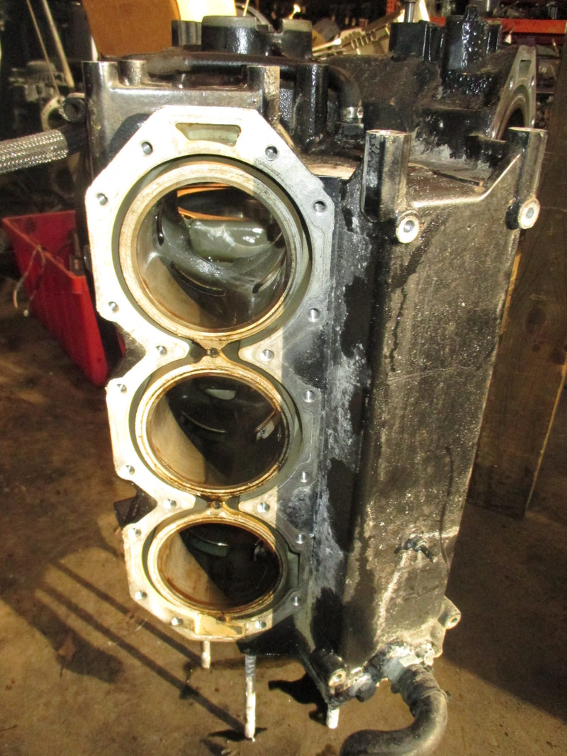 mercury optimax 200hp 3.0L outboard crankcase block