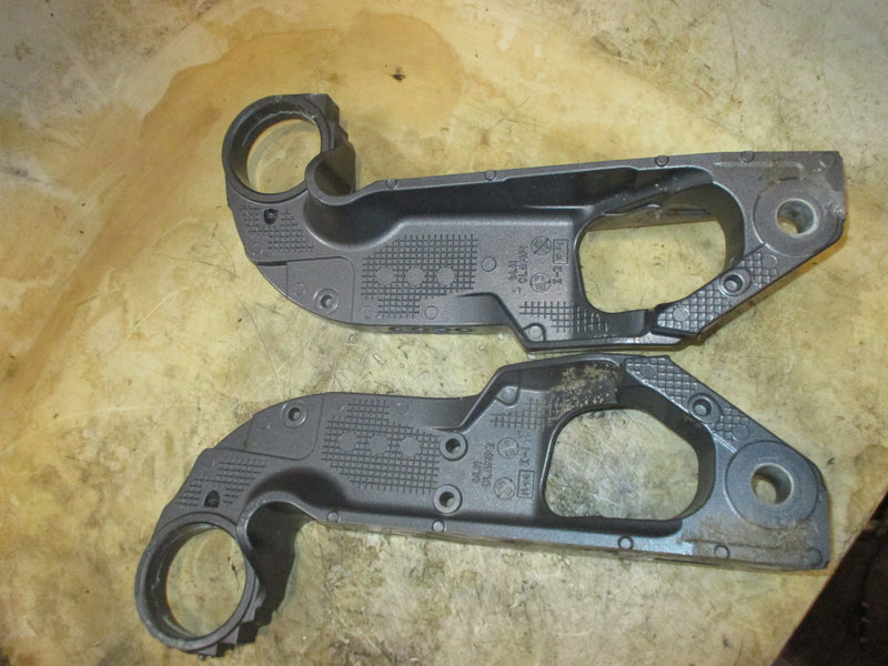 Yamaha 150hp 4 stroke outboard Side Clamp Bracket Set (6LH-43111-00)