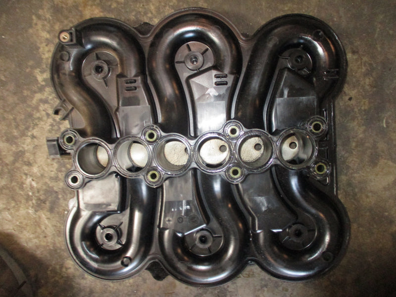 Suzuki DF200 outboard intake collector (13130-93J10)