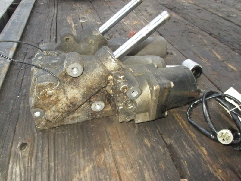 Suzuki DF250 250hp 4 stroke tilt trim unit #2