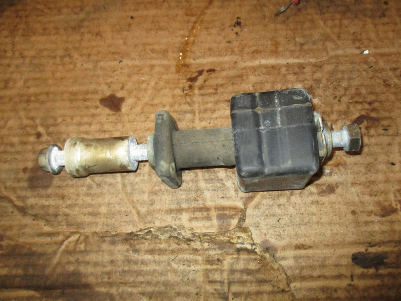 Honda BF135A outboard lower mounts (50155-ZW5-000)
